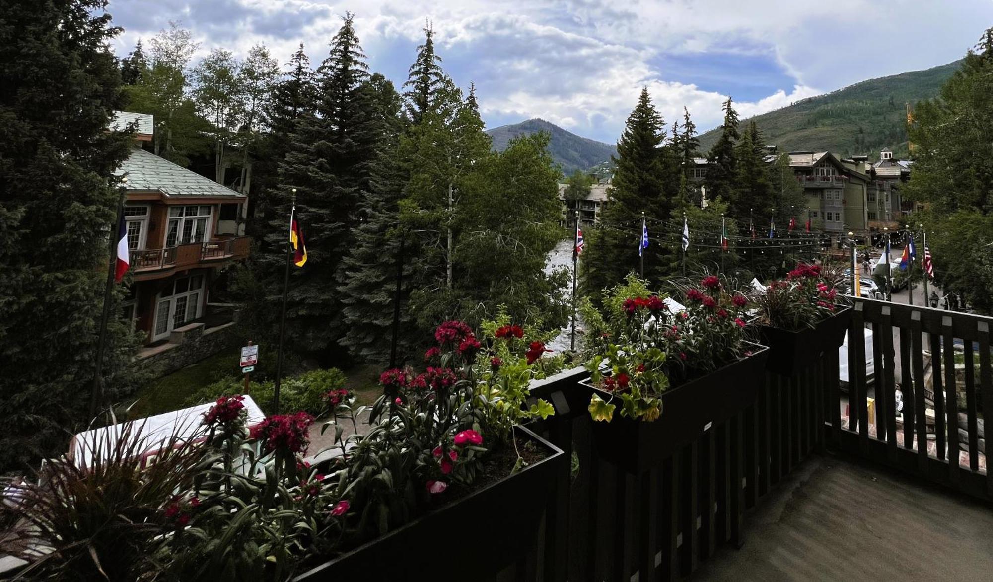 Sitzmark Vail Hotel Exterior photo